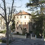 Viale Mezzetti - 1.3 By Ospitaci