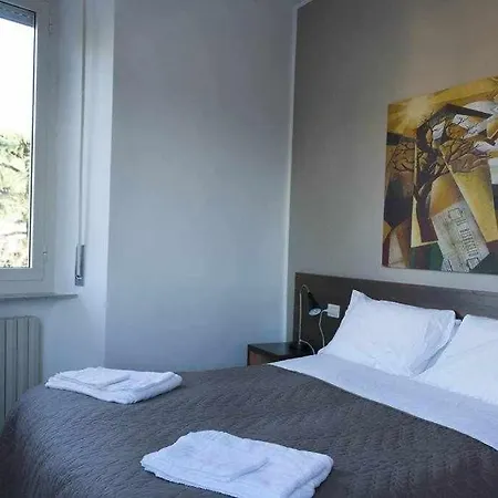 Viale Mezzetti - 1.3 By Ospitaci