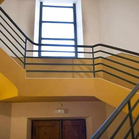 Ospitaci Viale Mezzetti * Foligno