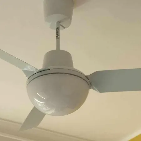 아파트 Viale Mezzetti By Ospitaci