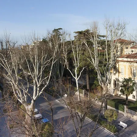 Viale Mezzetti - 1.3 By Ospitaci شقة *