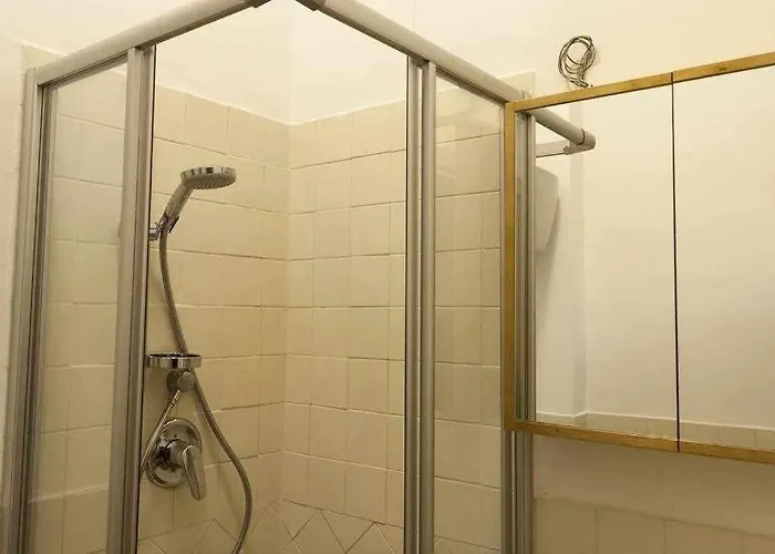 Viale Mezzetti By Ospitaci