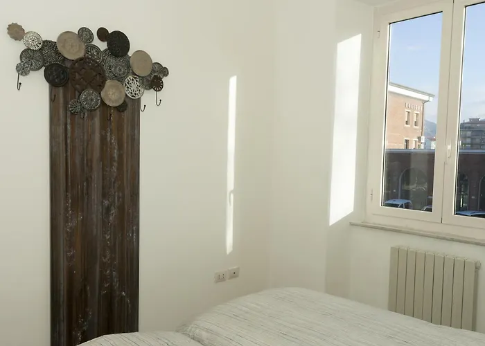 Viale Mezzetti By Ospitaci